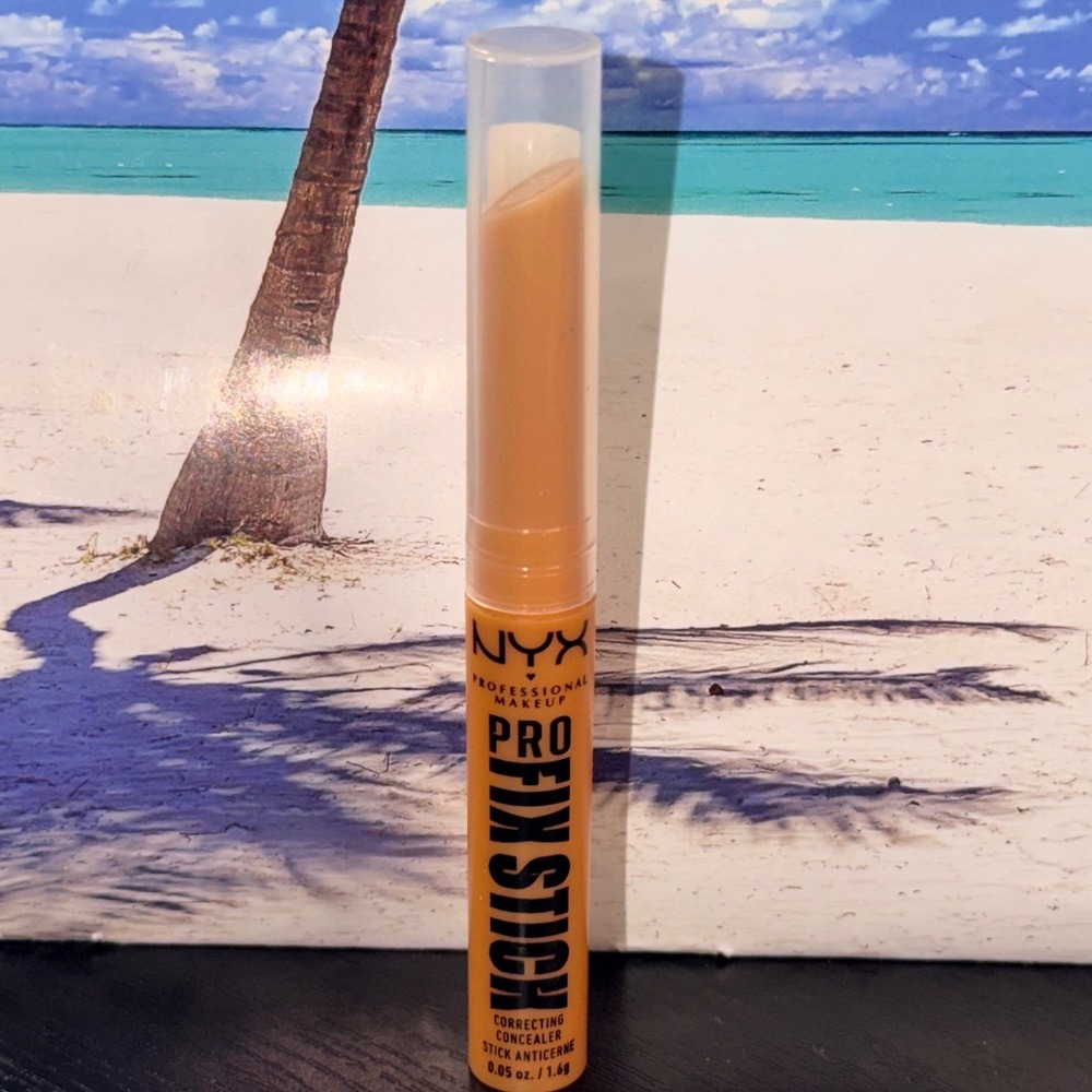 NYX Professional Makeup Pro Fix Stick Correcting Concealer CCS10 Golden 0.05oz